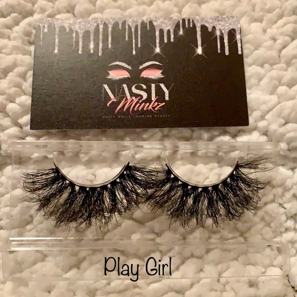 Mink Lashes - Picture 7 of 11
